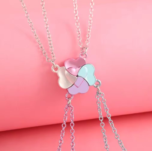Lovecryst 4PCS Lucky Four Leaf Clover Best Friend Necklace Set